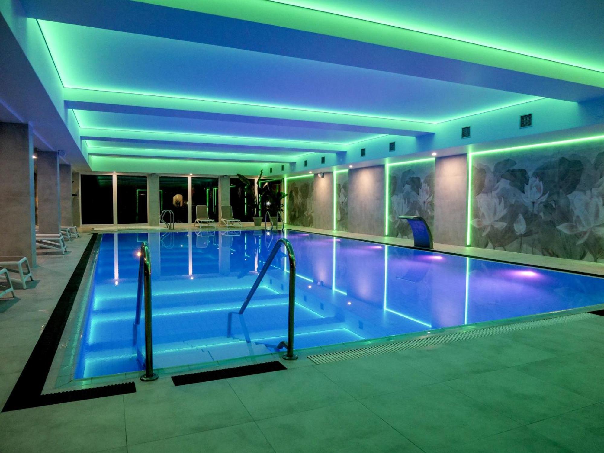 Krol Plaza Spa & Wellness Jarosławiec Buitenkant foto