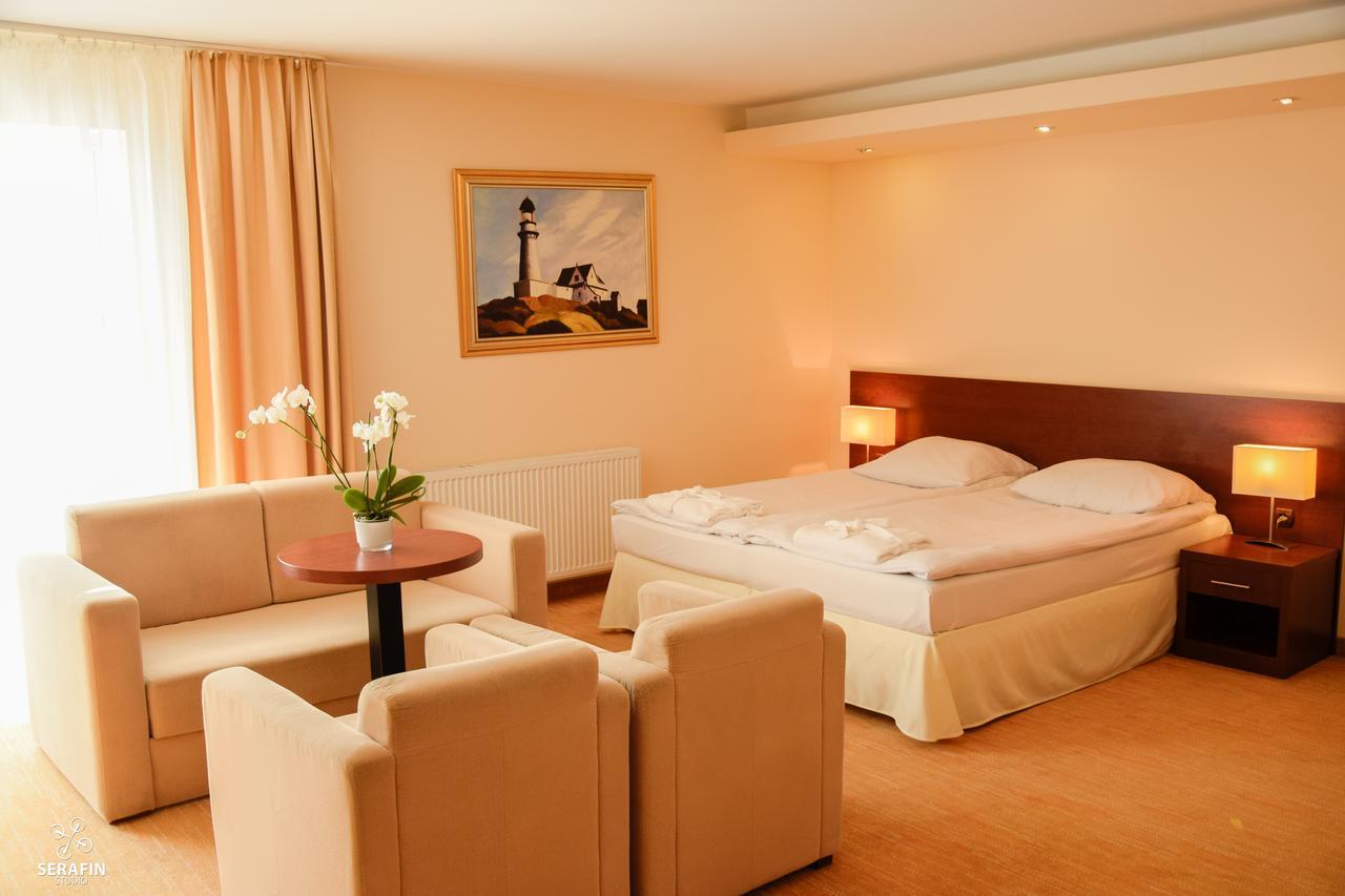 Krol Plaza Spa & Wellness Jarosławiec Buitenkant foto