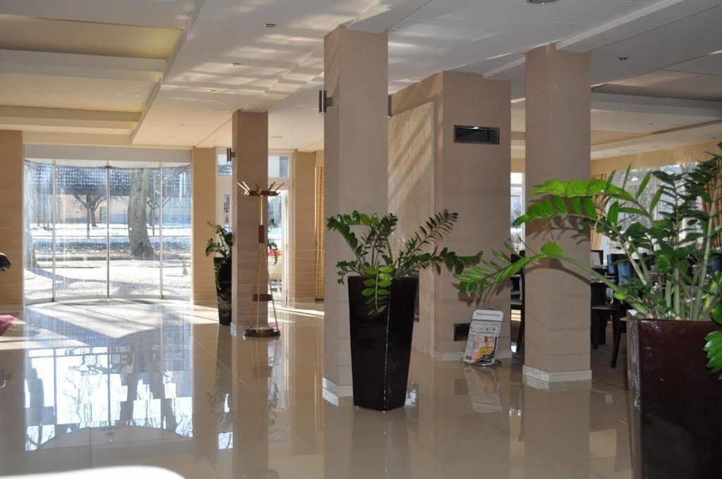 Krol Plaza Spa & Wellness Jarosławiec Buitenkant foto