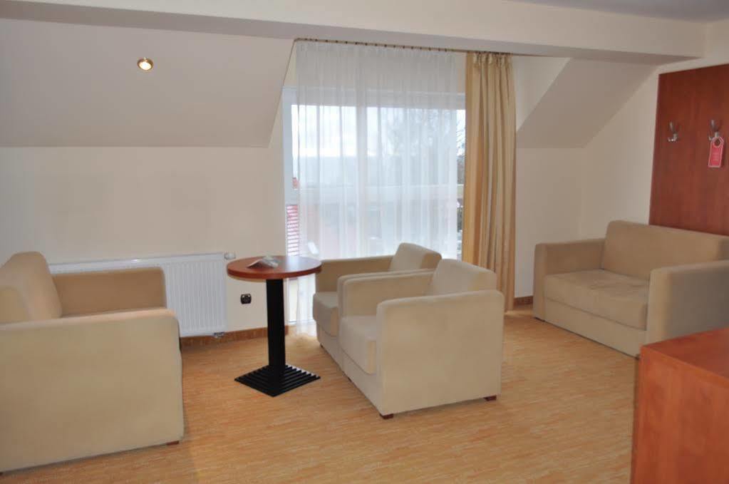 Krol Plaza Spa & Wellness Jarosławiec Buitenkant foto